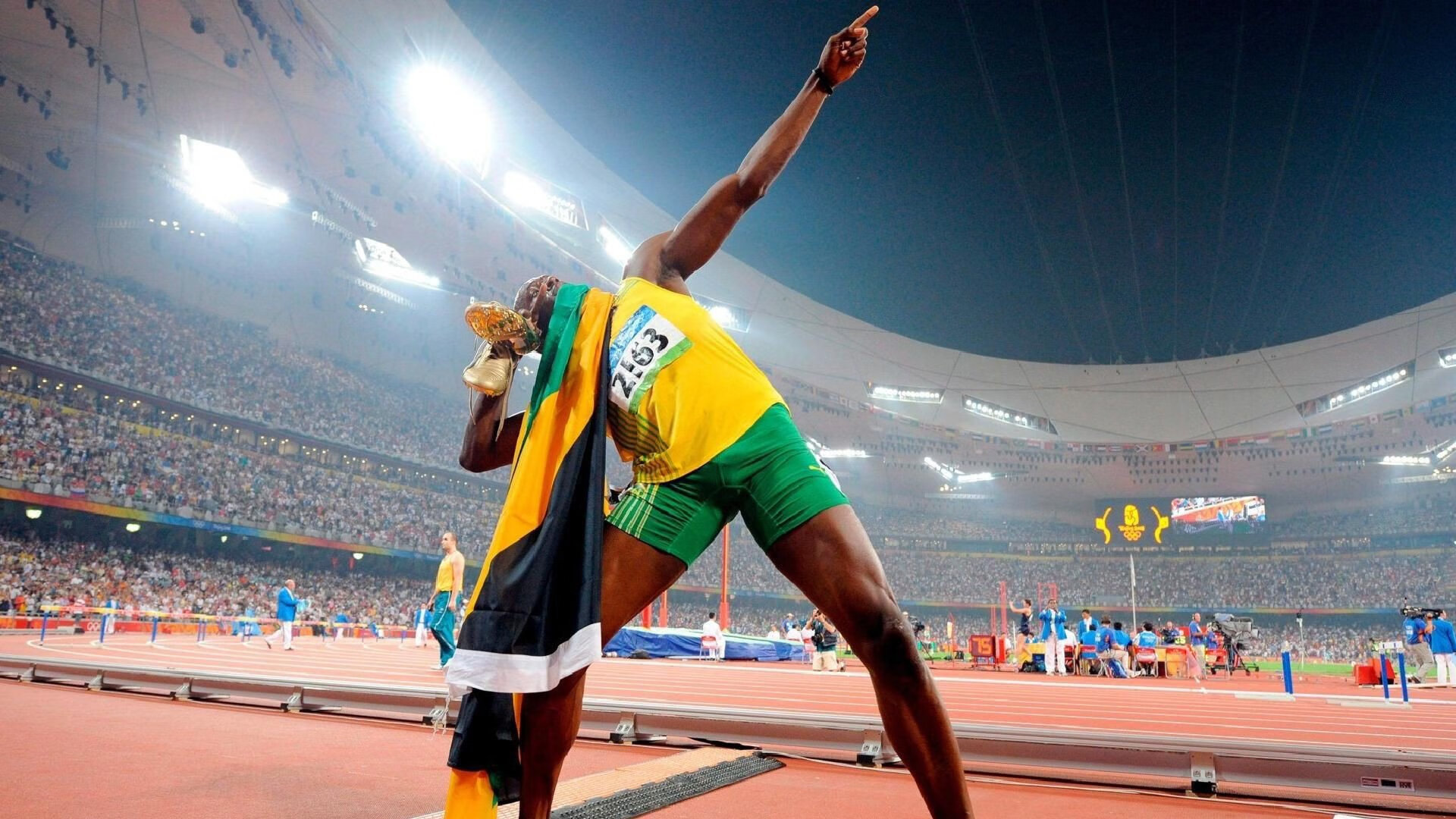 田径专项技术训练成效显著，田径专项力量训练